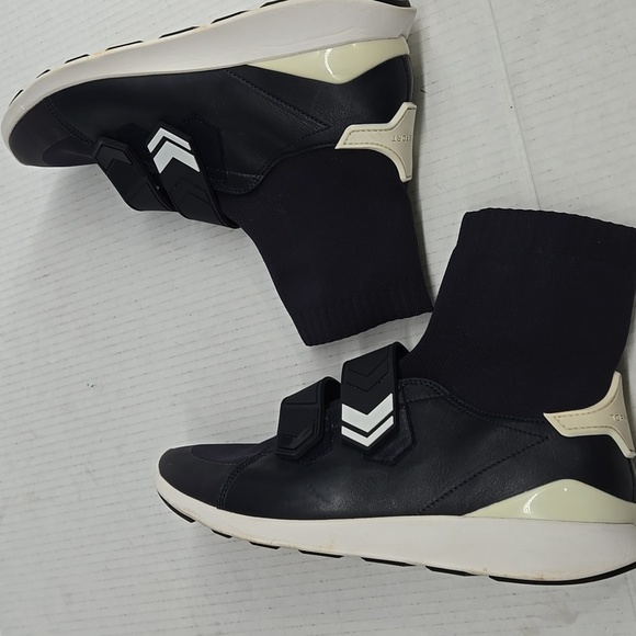 Tory Burch Tory Sport Chevron Strap Sock Sneakers BLUE 11 - Picture 8 of 12